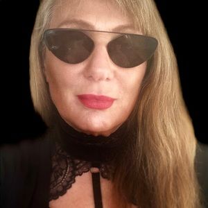 Meet your Posher, Loredana